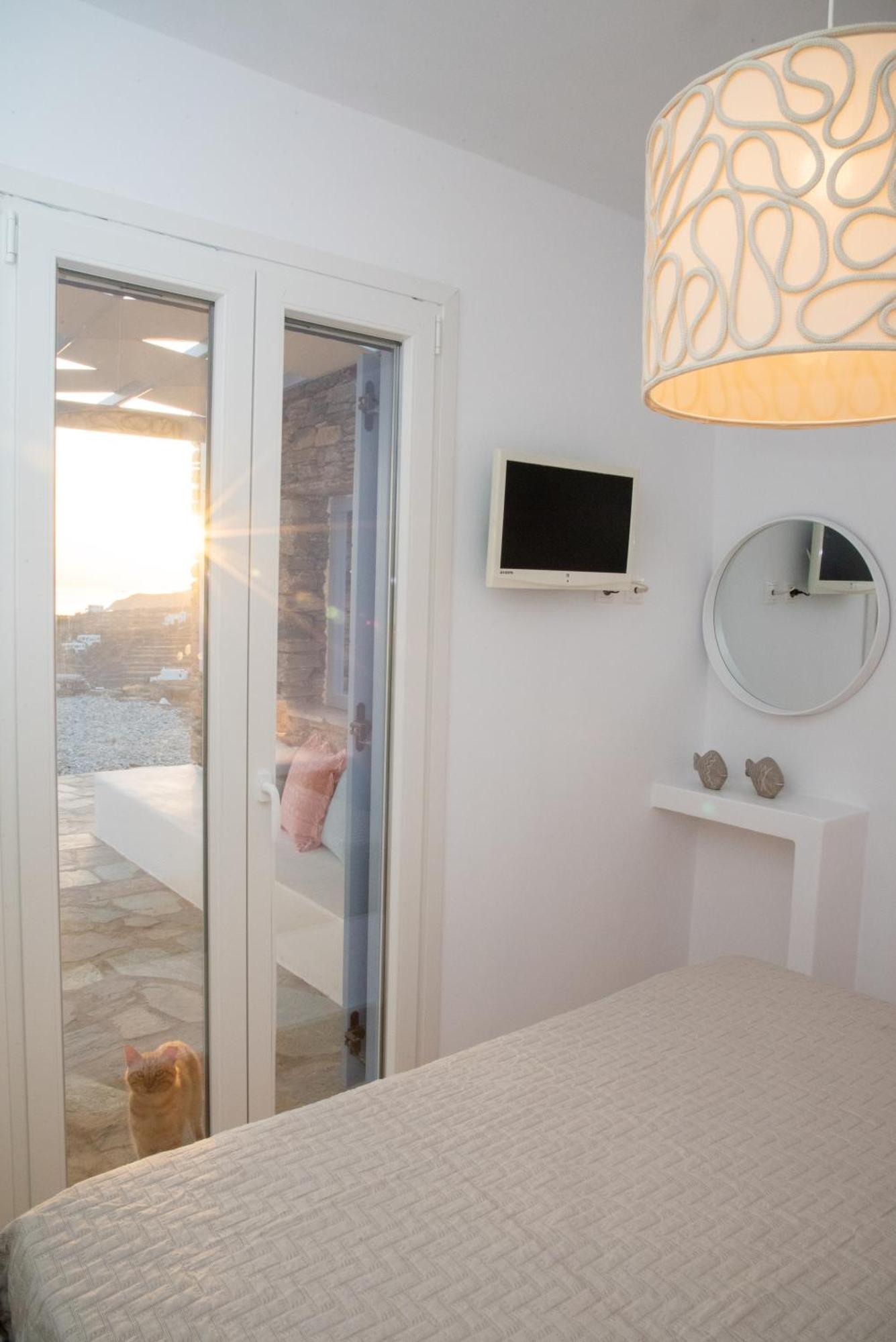Iliopetra Residence Agios Romanos Eksteriør billede
