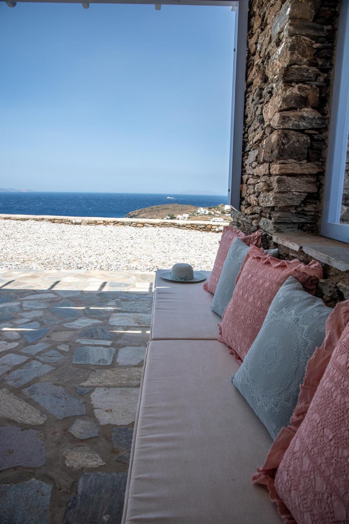 Iliopetra Residence Agios Romanos Eksteriør billede
